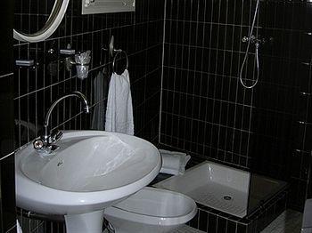 Au Pont Du Pin Hotell Figeac Eksteriør bilde